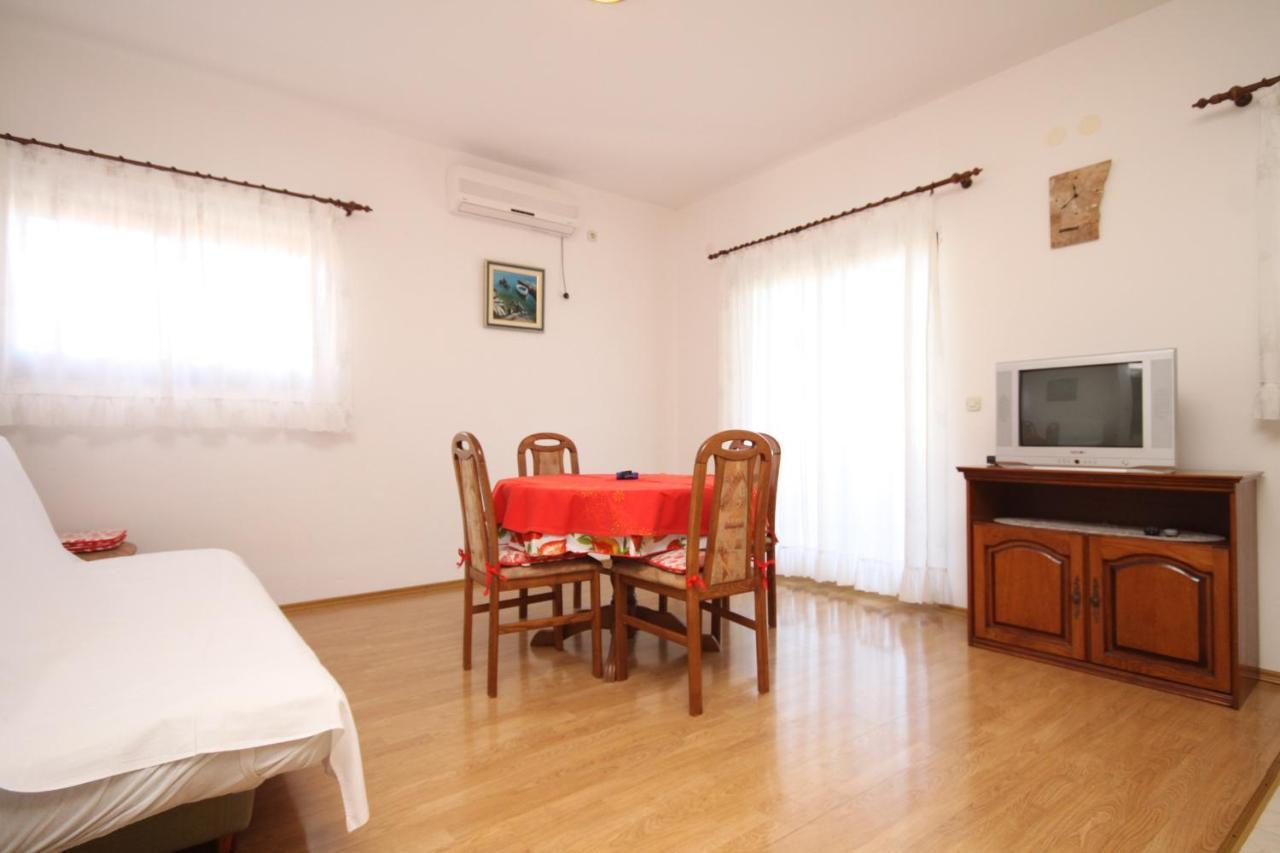 Apartments By The Sea Razanj, Rogoznica - 8361 Eksteriør billede